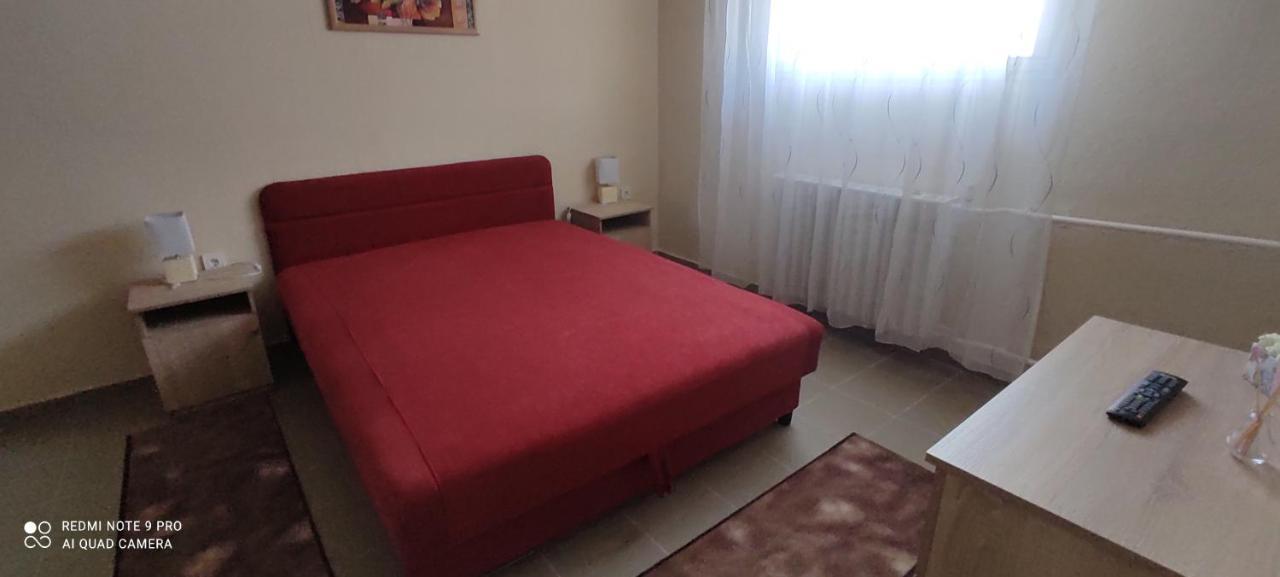 Centrum Apartmanok Siófok Exterior foto